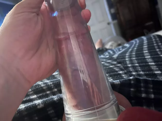 Told my hubby to try out the new pump that’s 5 mins in I think he needs a bigger tube. Gonna feel amazing.