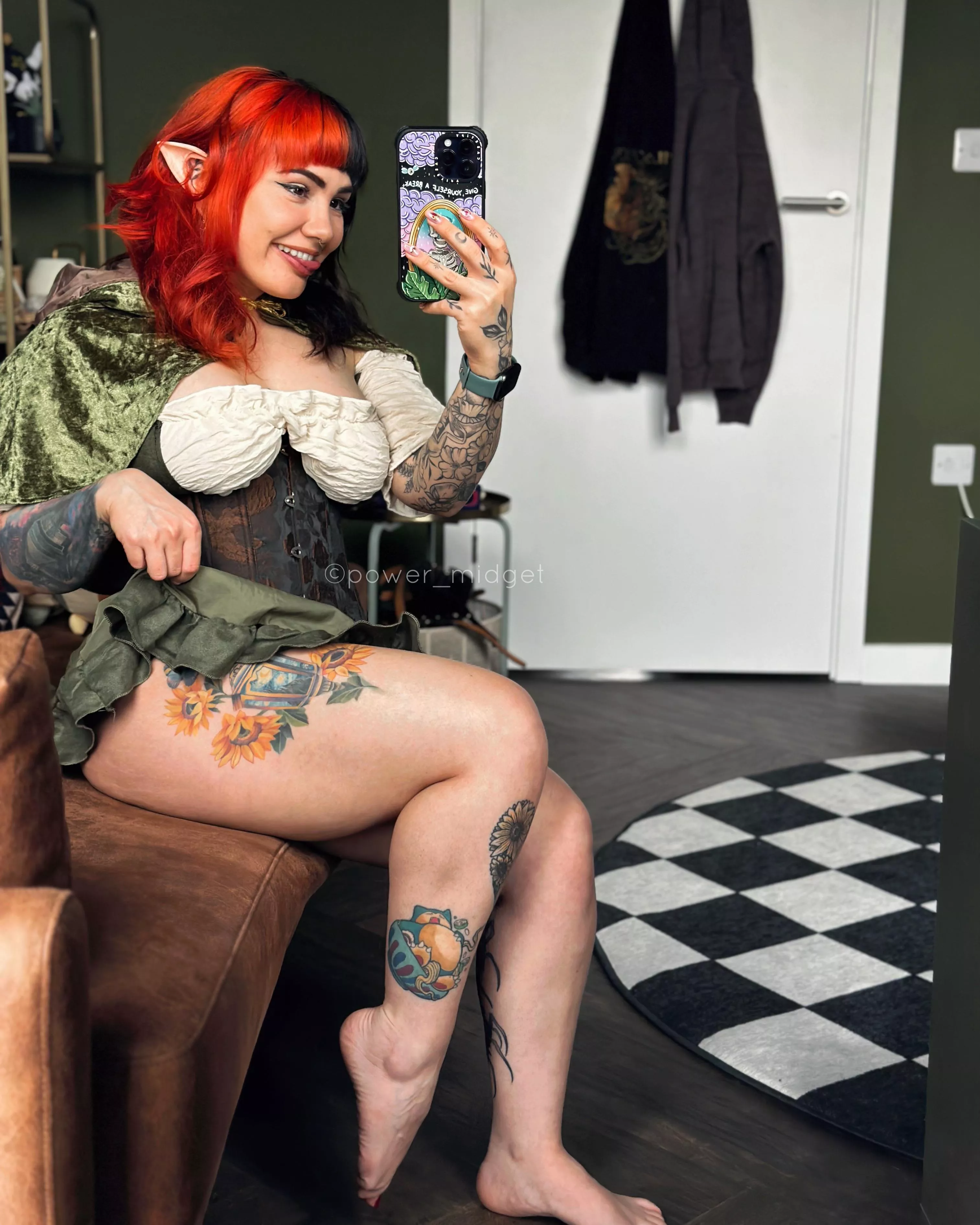 Wanna dress up and watch all the LoTR extended editions? ☺️