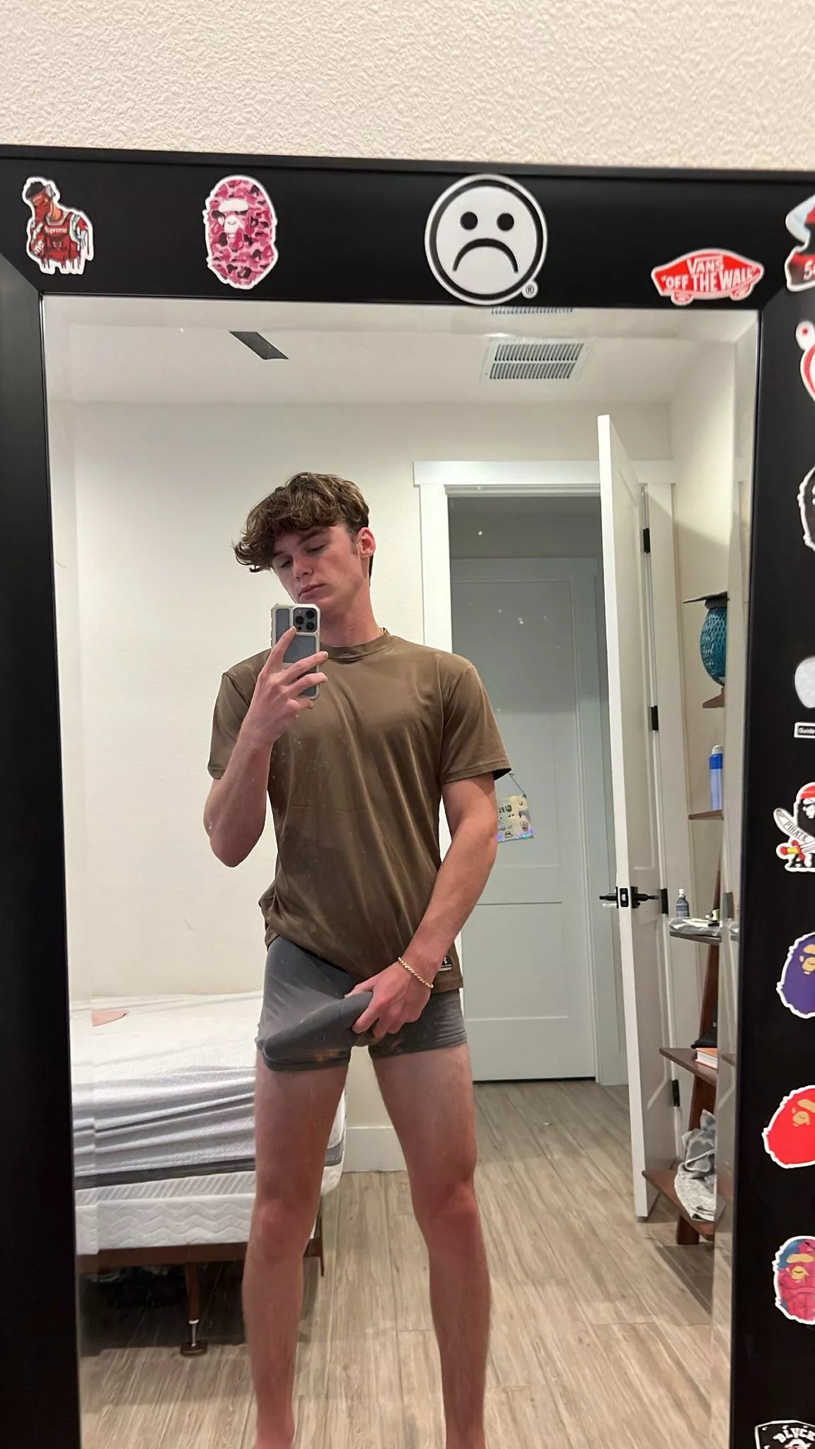 would u get on your knees for me?