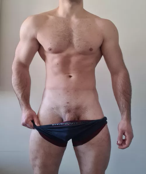 Would you be my roommate with benefits?