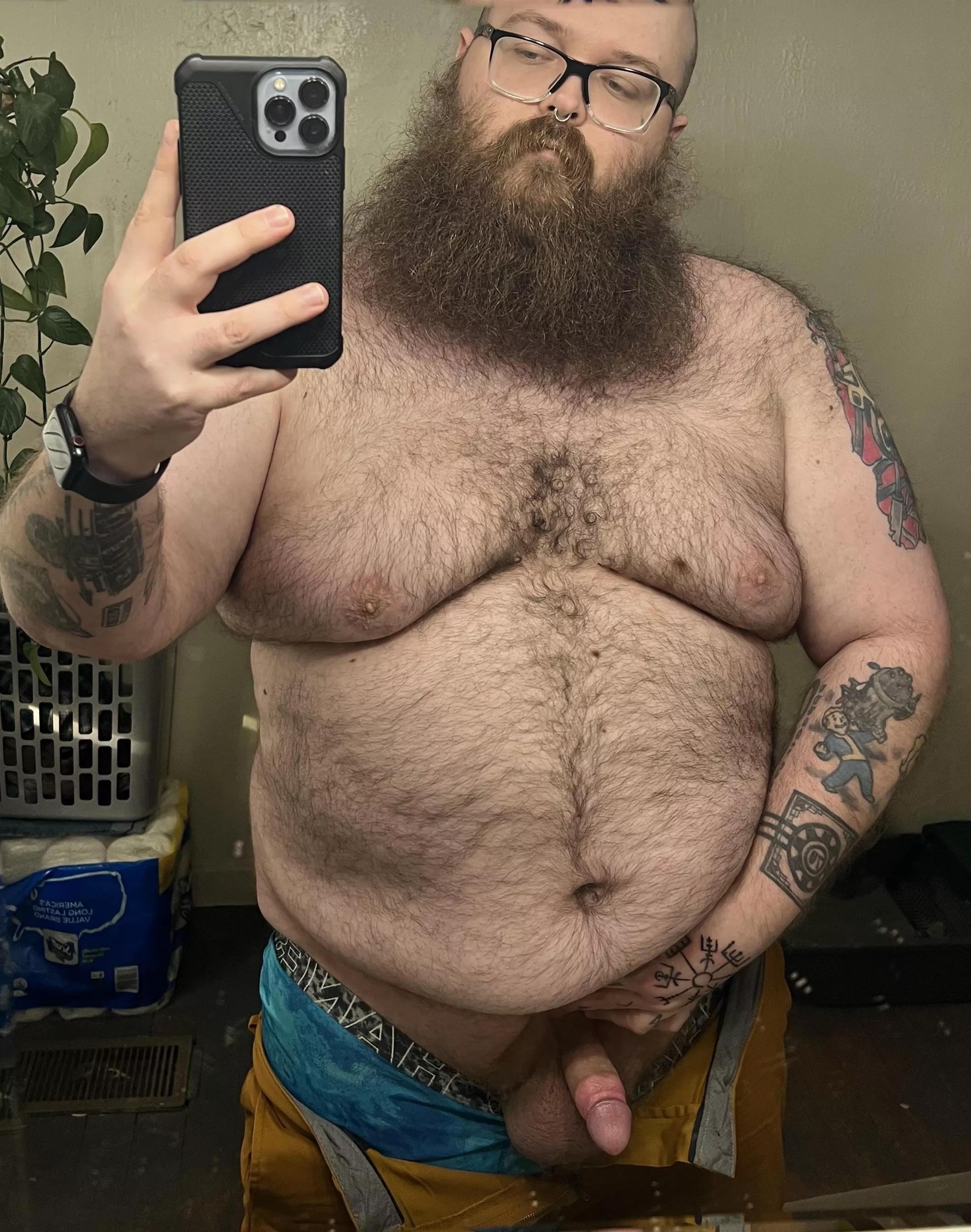 A long day of work should be rewarded with a long night of fucking 😋