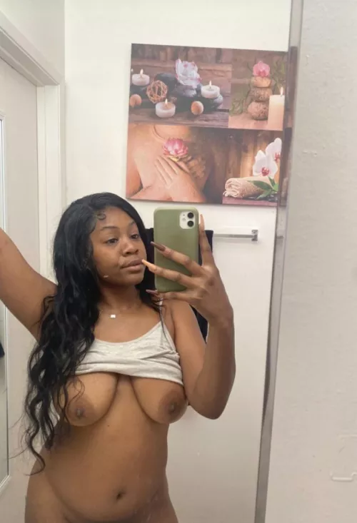 Any older white superiors trying to make me their n….r doormat ? 😽😽 kik/wickr:yayasonasty