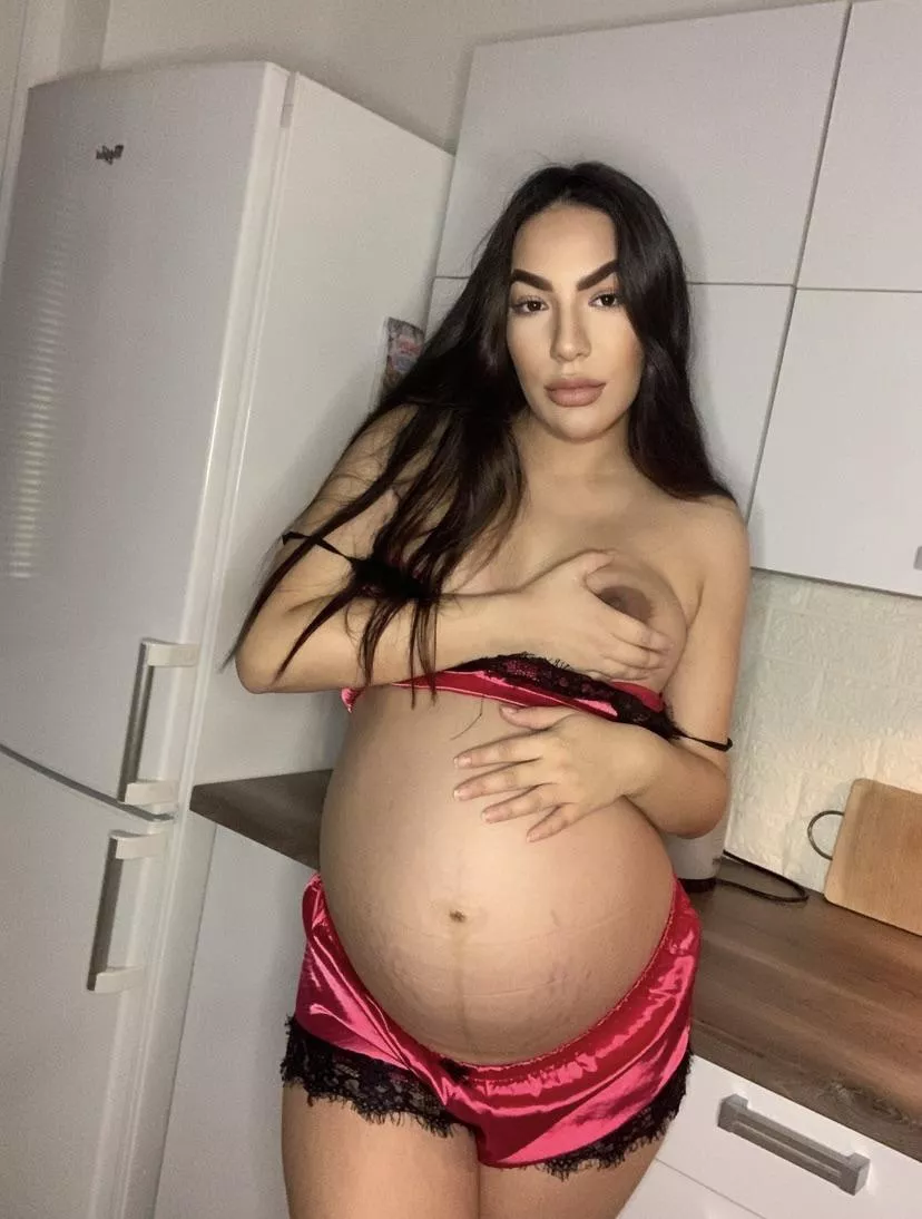 Arrow up if your dick konferencii than 4,5 Inches ;)