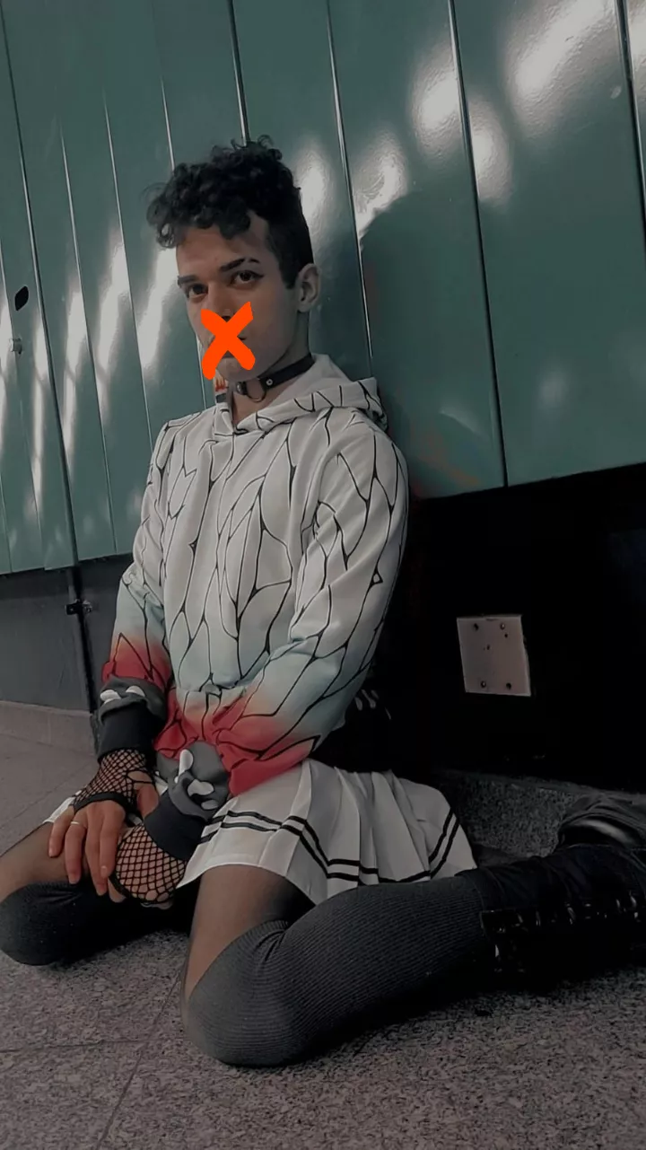 first time as a femboy in public :)