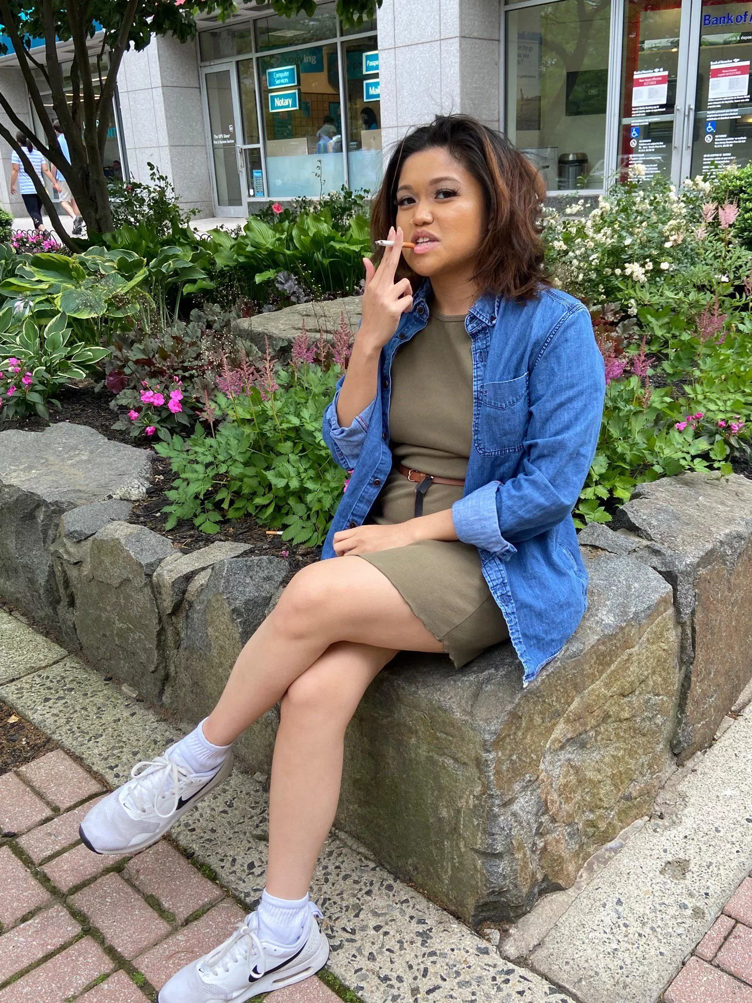 Happy Monday loves🩷