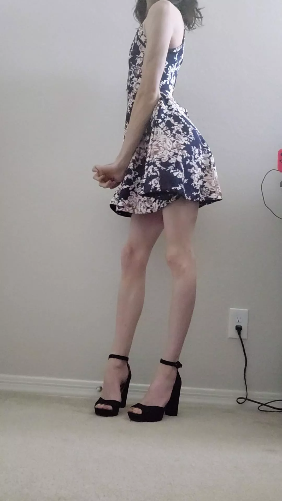 I always feel good in this dress!🥰