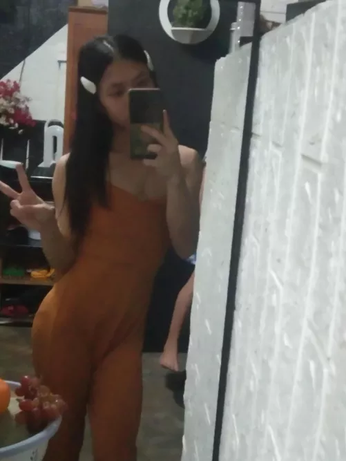 i think im cute in this outfit