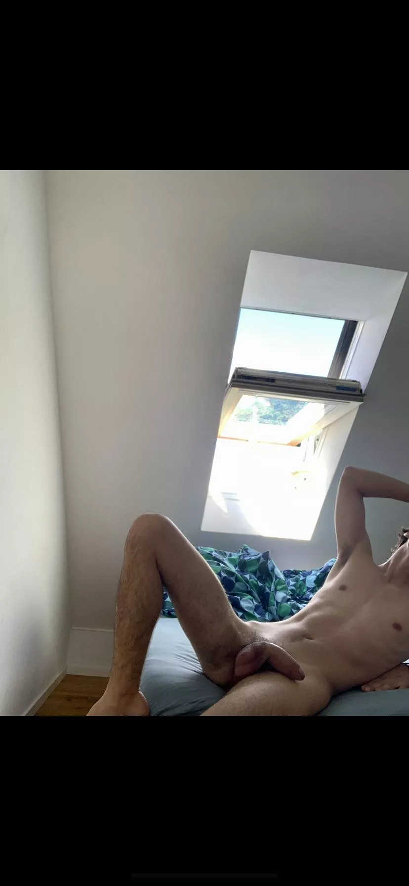 Looking for a twink ;) add me for some fun! Makehappy101