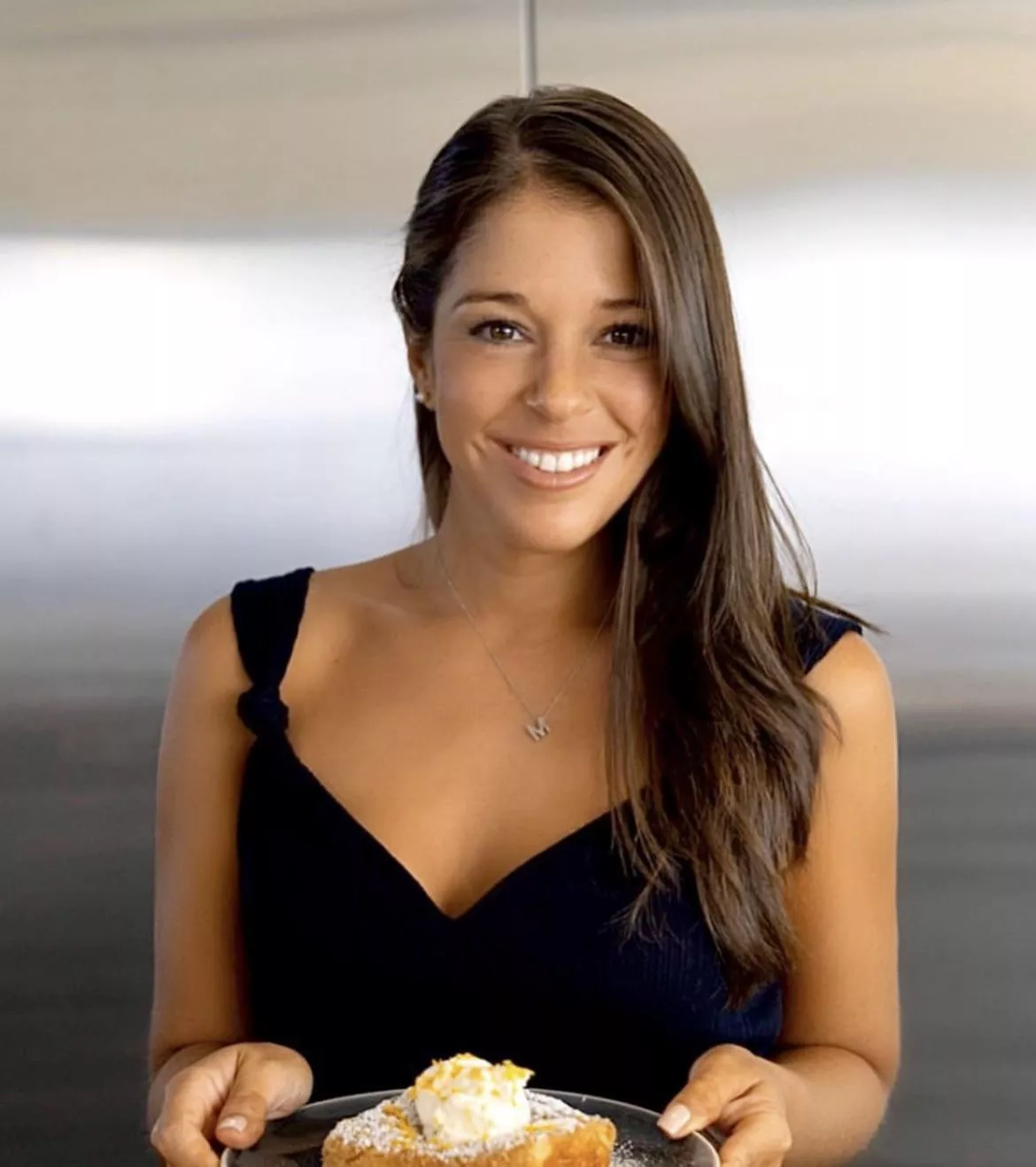 Mia Castro - Hell’s Kitchen