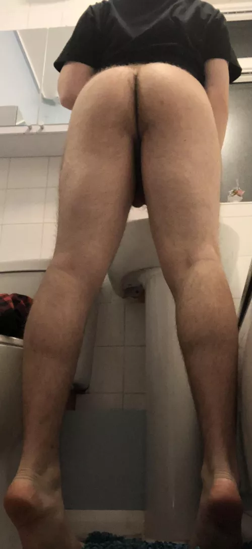Rate My 18 Year Old Ass Out Of 10!