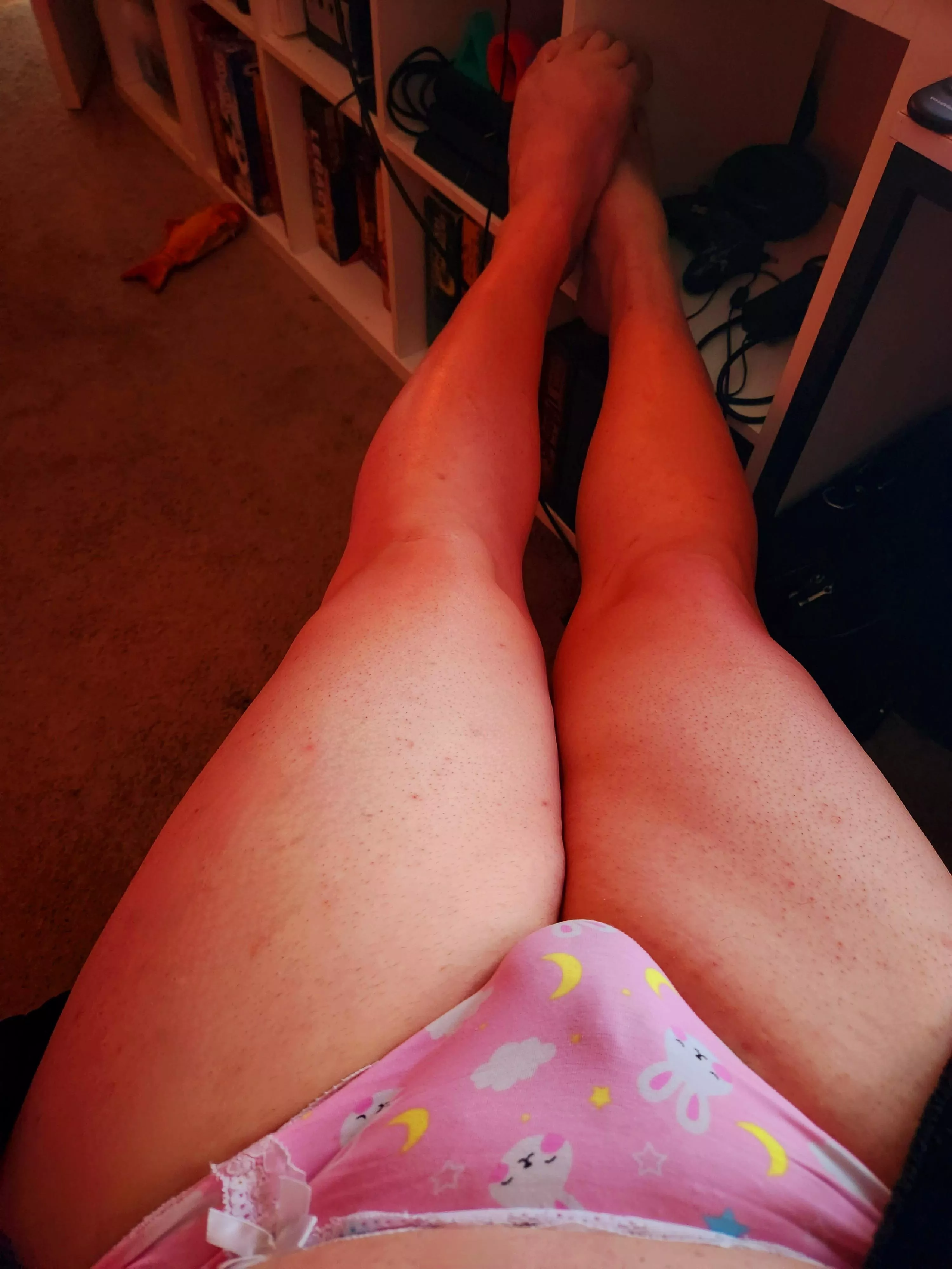 Super cute panties today 🥰