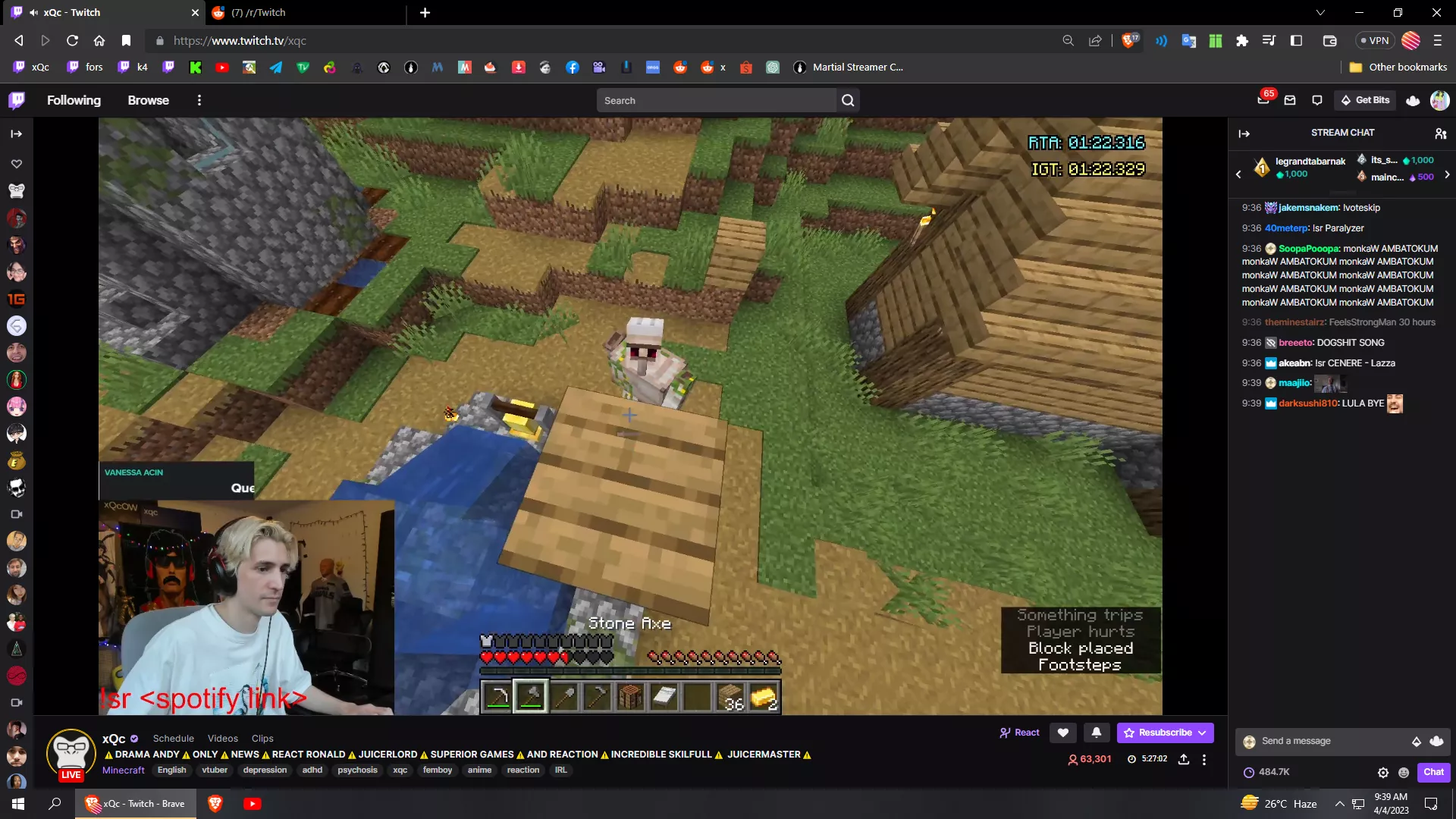 twitch chat bug, welp! there has been this bug where the chat won't fully show up.