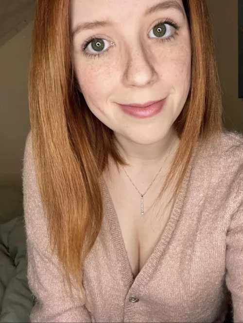 Well, I survived Monday! Time to unwind! [F]🥂💕