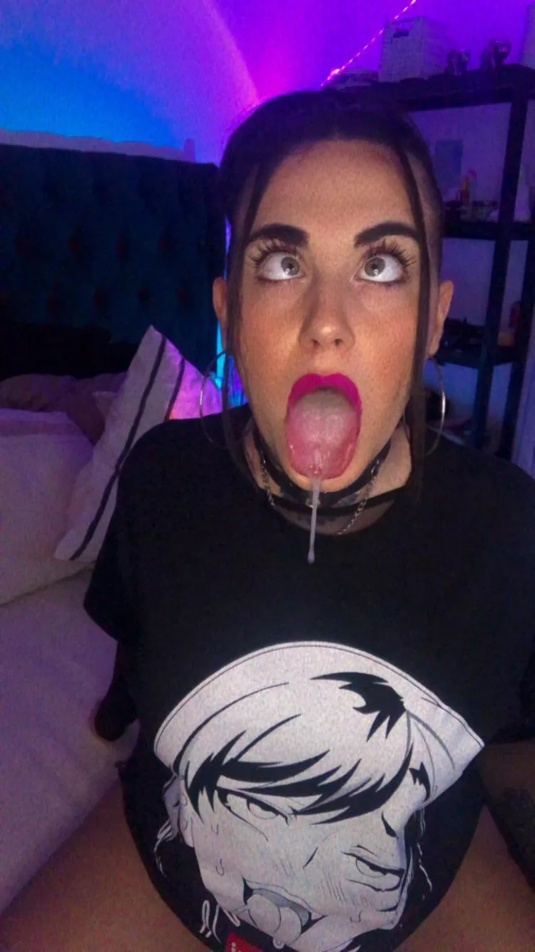 Would you let curvy goth teacher fullfil your fantasies?