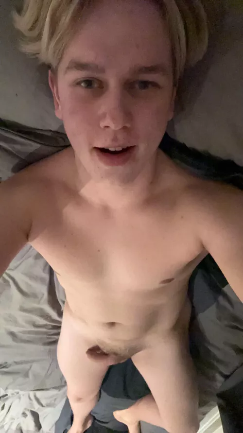 18, add my snap: nikkesami, if you want to be my daddy/big bro. i can be your slave as well if you want to. (i’ll do anything you want)😋🍆