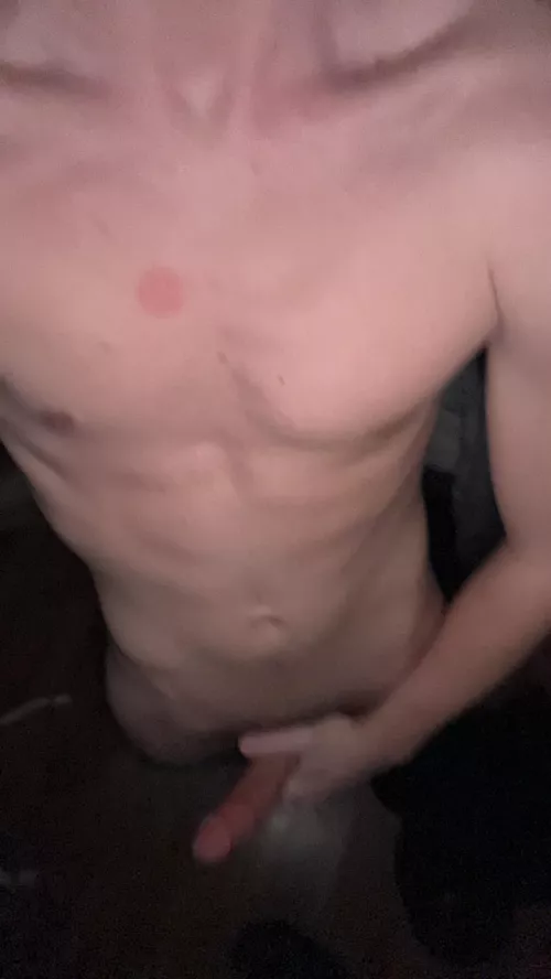 21 high dude Hmu dchillin234 hairy and hung ++