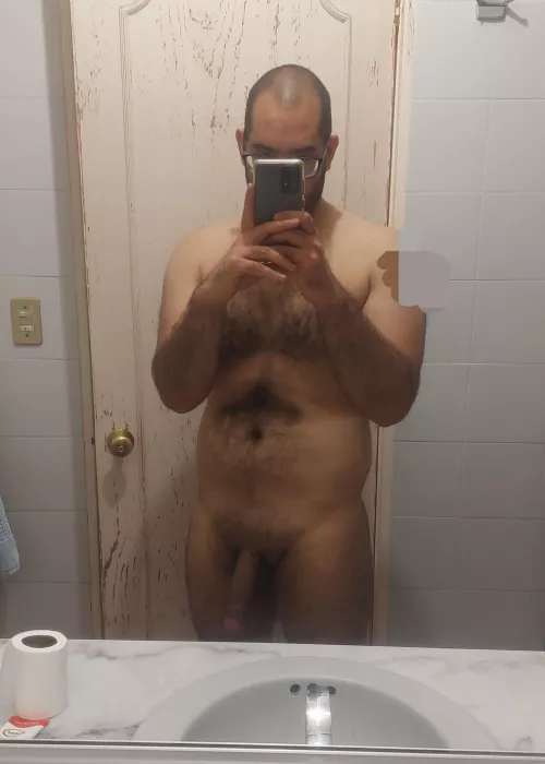 32 (M) please be honest, im insecure about it!