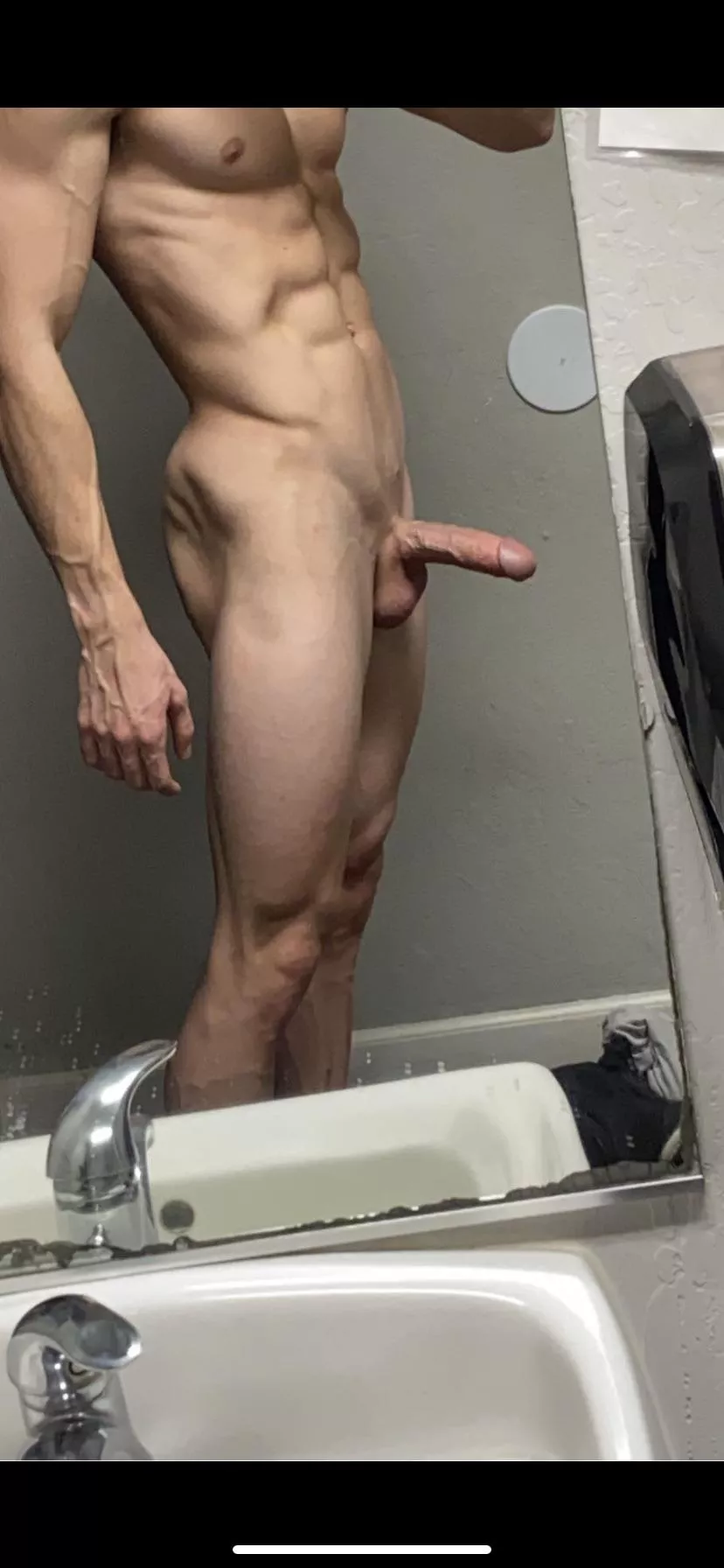 Am I a good size? 👀