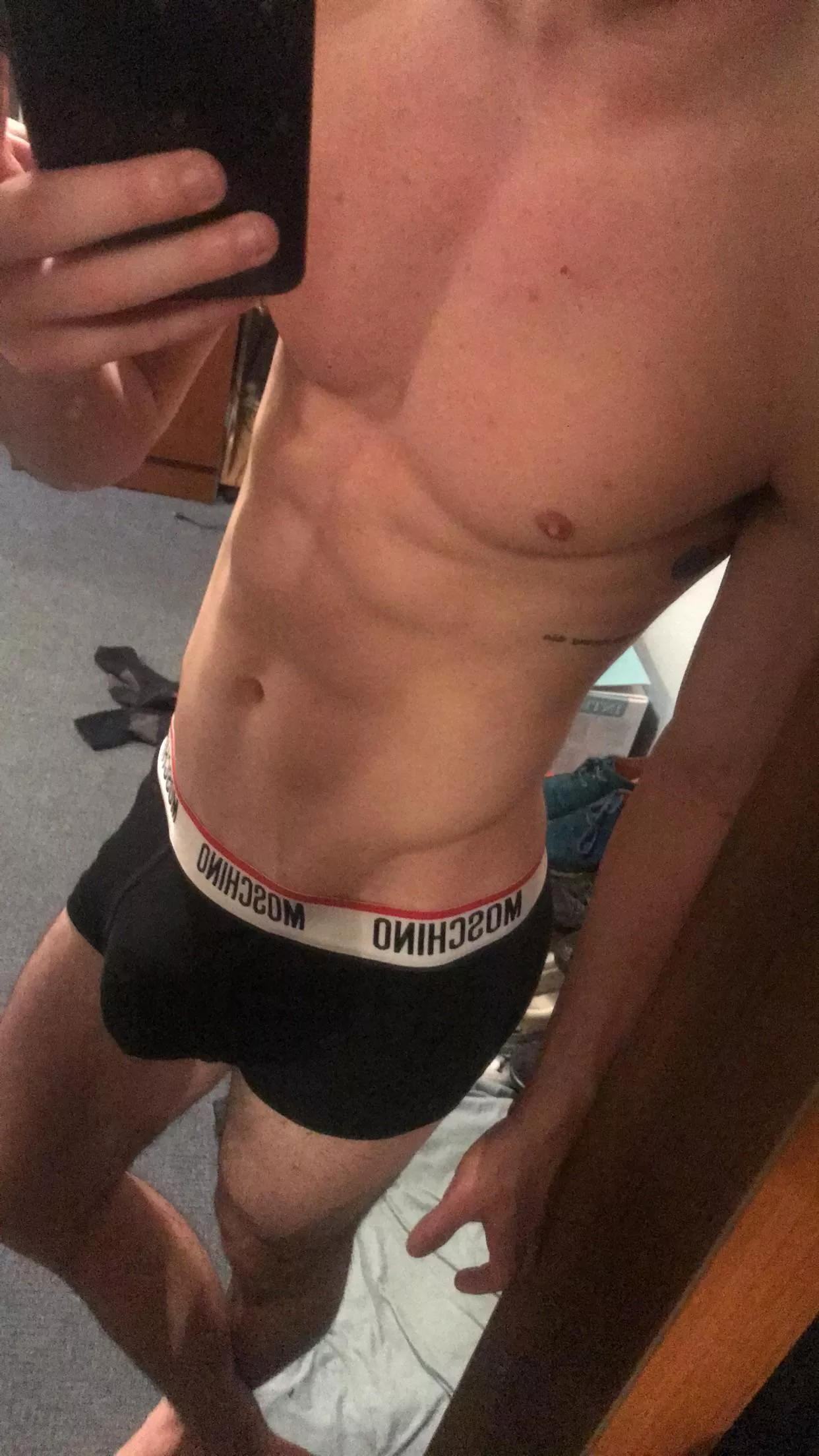 An alpha doesn’t ask if he looks good. He knows.