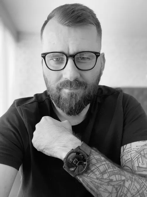 beard, ink and glasses - my combo 😎😎😎