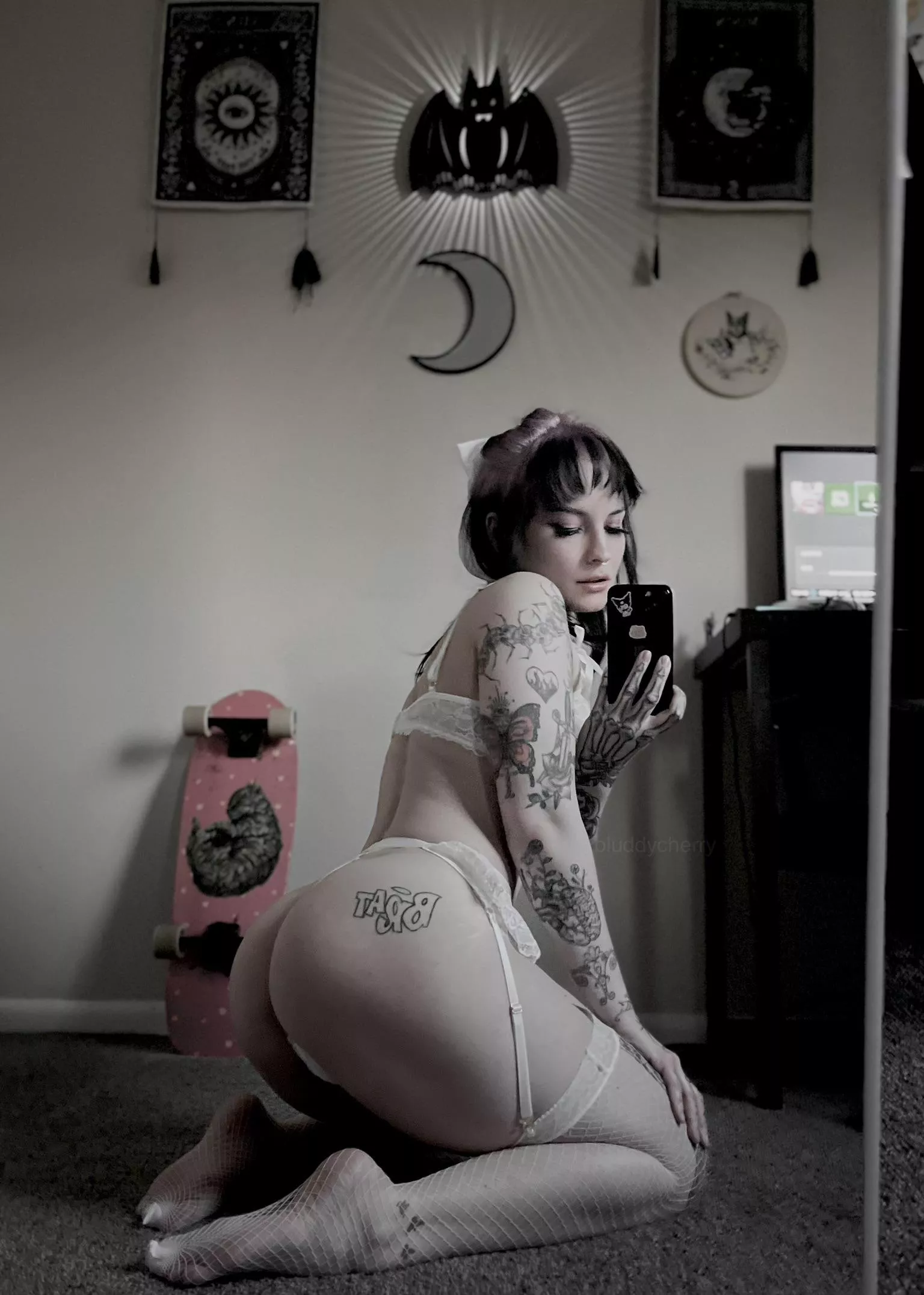 bubble butt 🫧 [f]