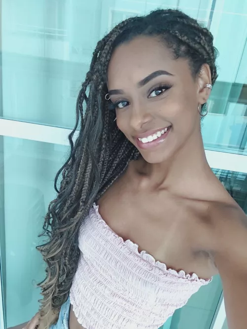 Come closer and let me whisper sweet nothings in your ear.