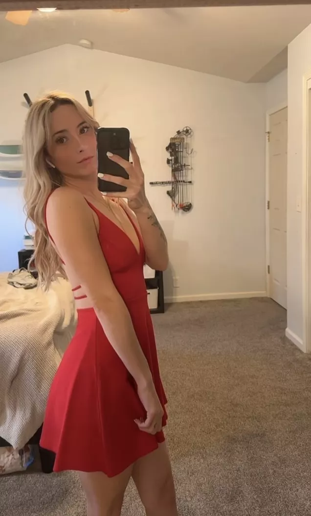 Do you like me in my dress or should I just take it off ❤️