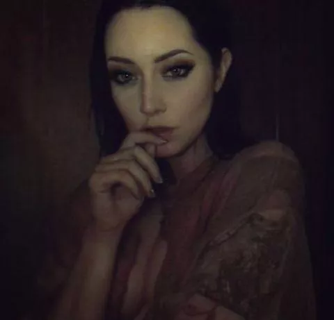 Do you wanna play with this [domme] 💌💸