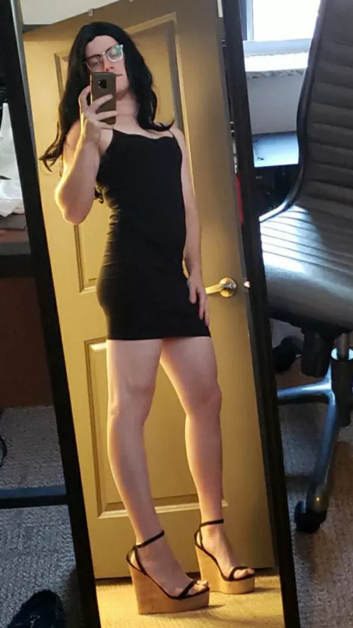 Dressed for a night out🌙