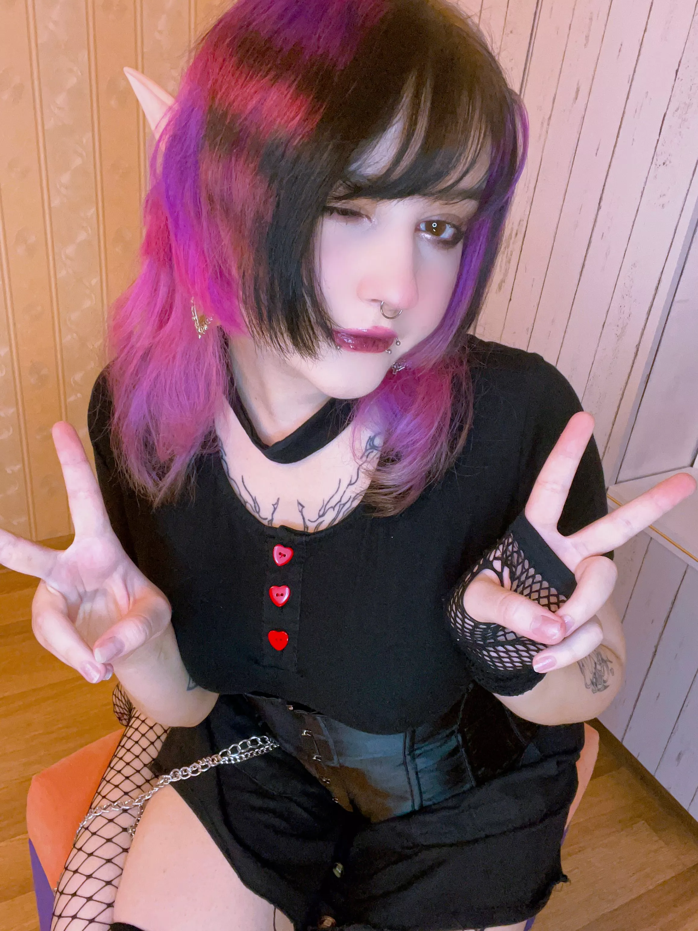 Hello, can we play together?xD