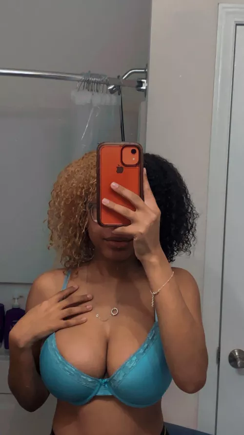 Hope I made your day better 🖤