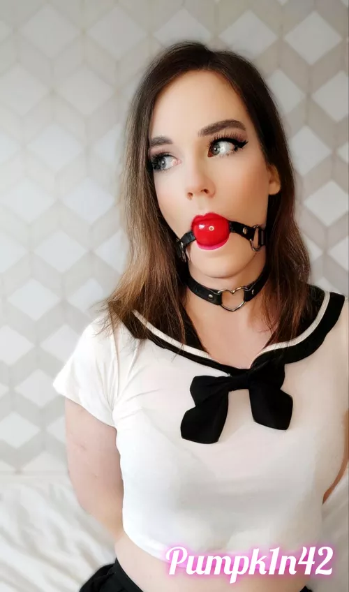 How to keep me quiet 😳