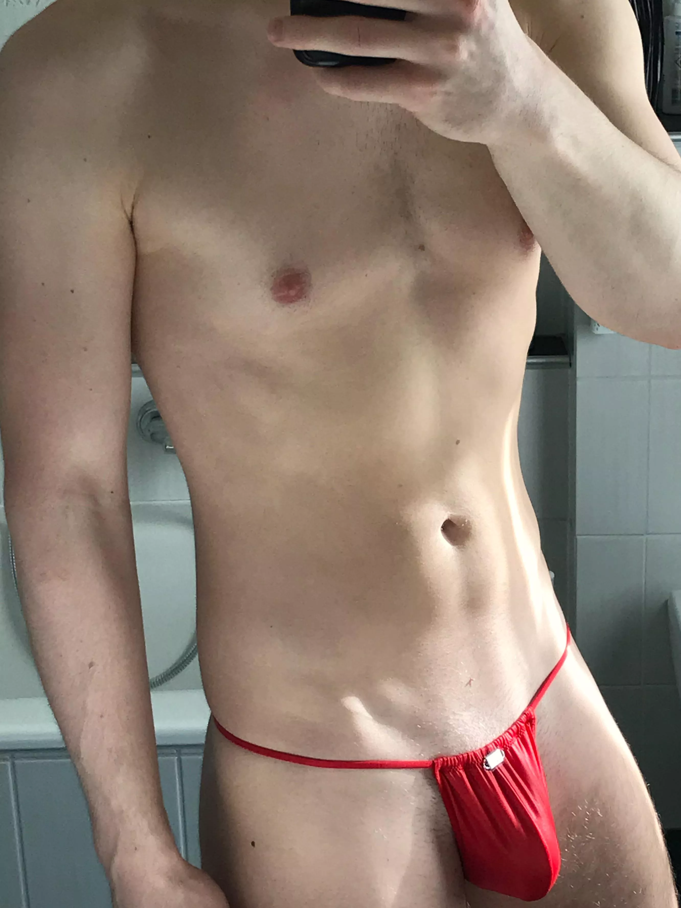 I am in love with red today 😋