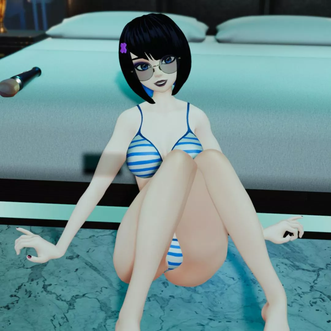 I got told this was a pool party... where's the pool😳 https://chaturbate.com/emyliveshow