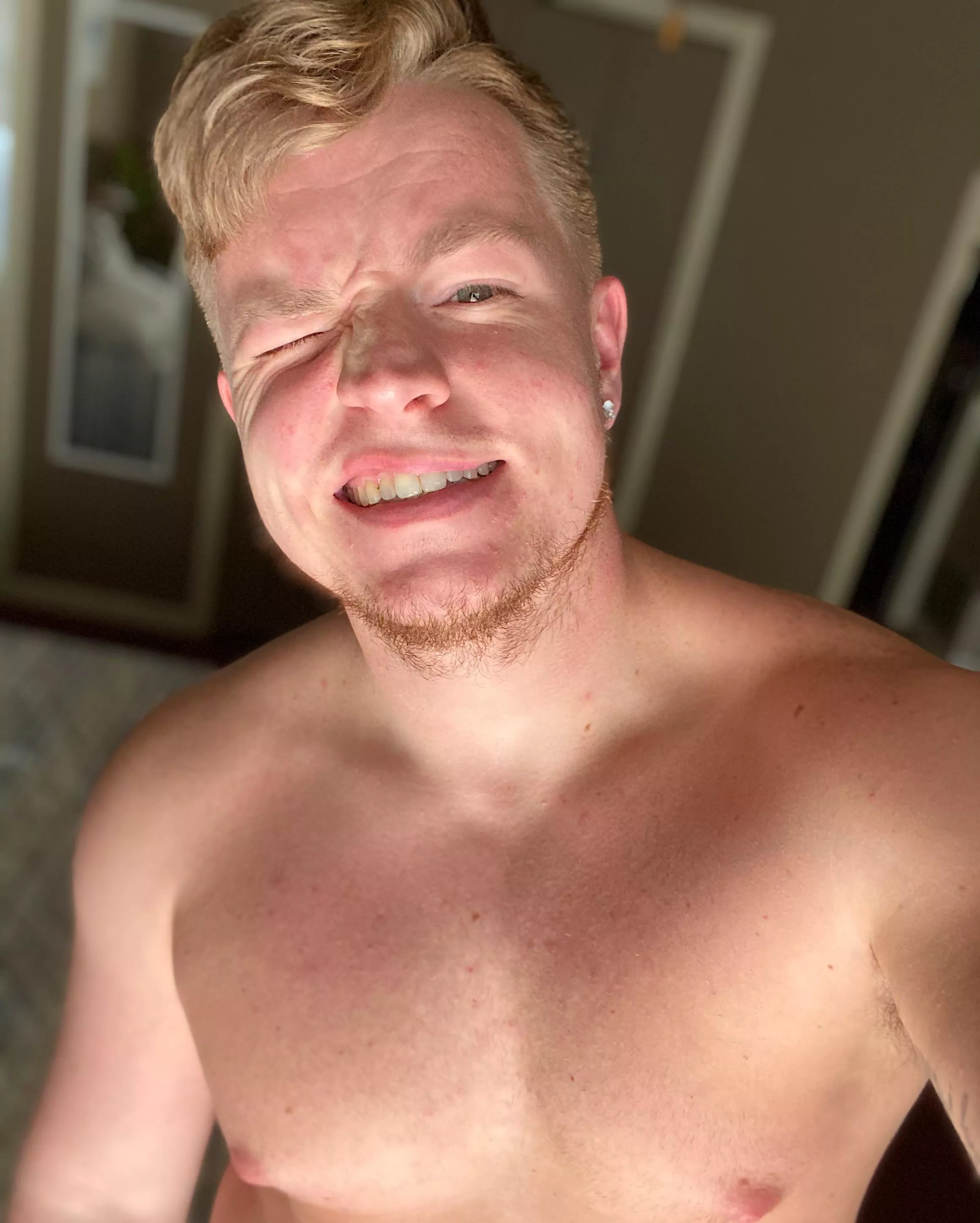 I really need to shave 😅