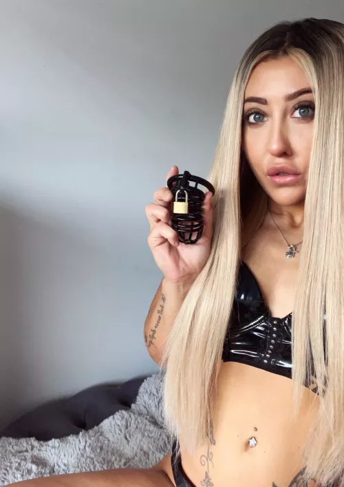 It isn’t unusual that when you become owned by Me, you will spends years locked inside a chastity cage! 😈 I promise you though.. it’s definitely for your own good, little slave! 🗝⛓