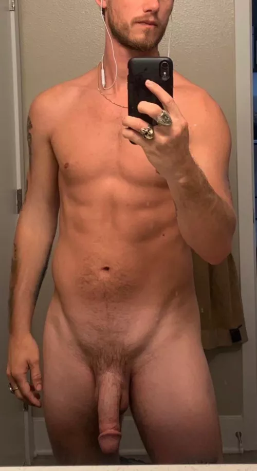 Long torso among other things 😵‍💫