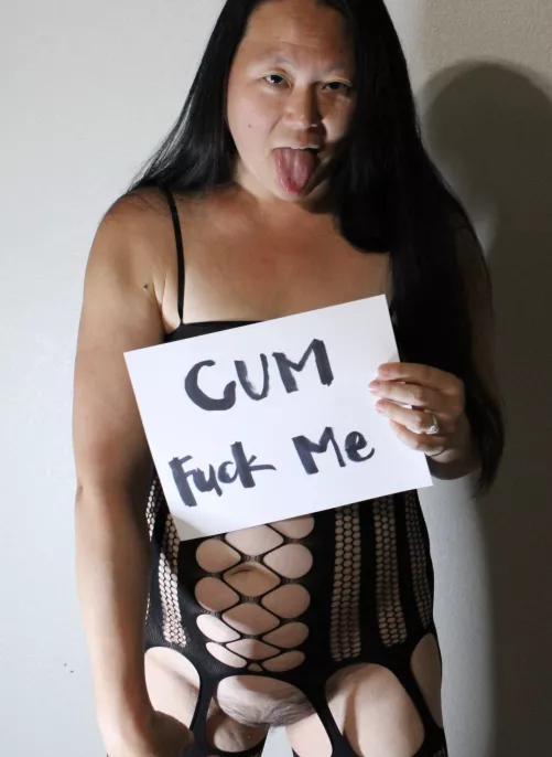 Love new thick dicks willing to shoot ropes into my married womb!