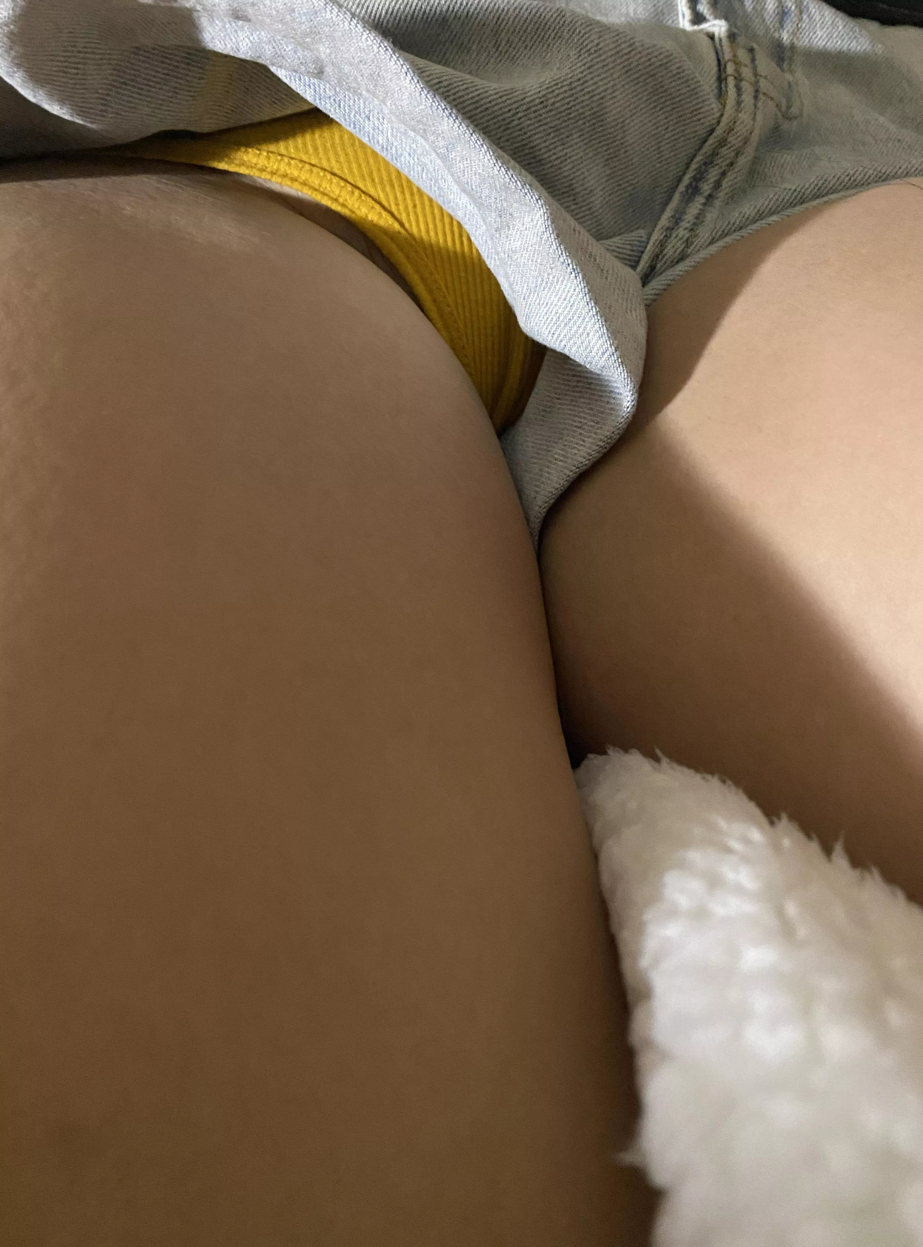 My boyfriend loves it when I wear loose shorts like this. Maybe you will too 🤭