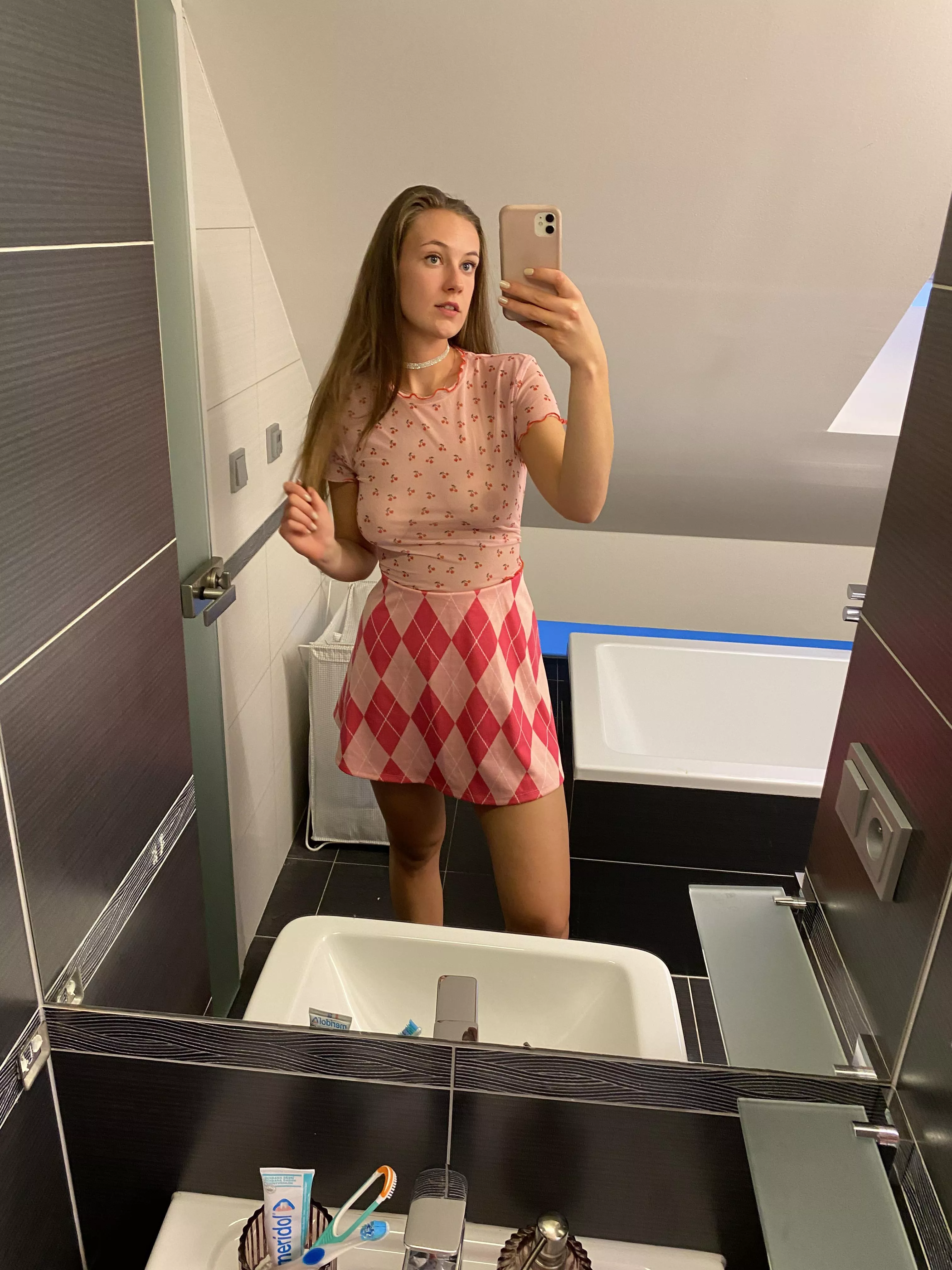 My dad hates this outfit :(