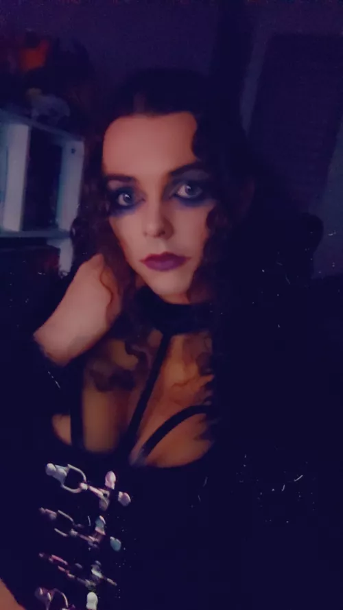 My eyes look so big in this make-up style