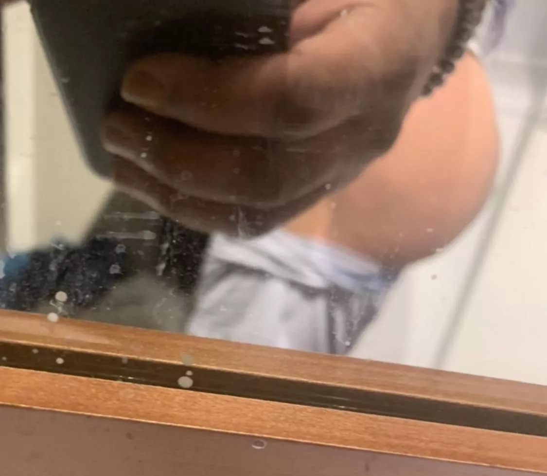 my fat daddy ass…DM me to tell me what you want to stick in it