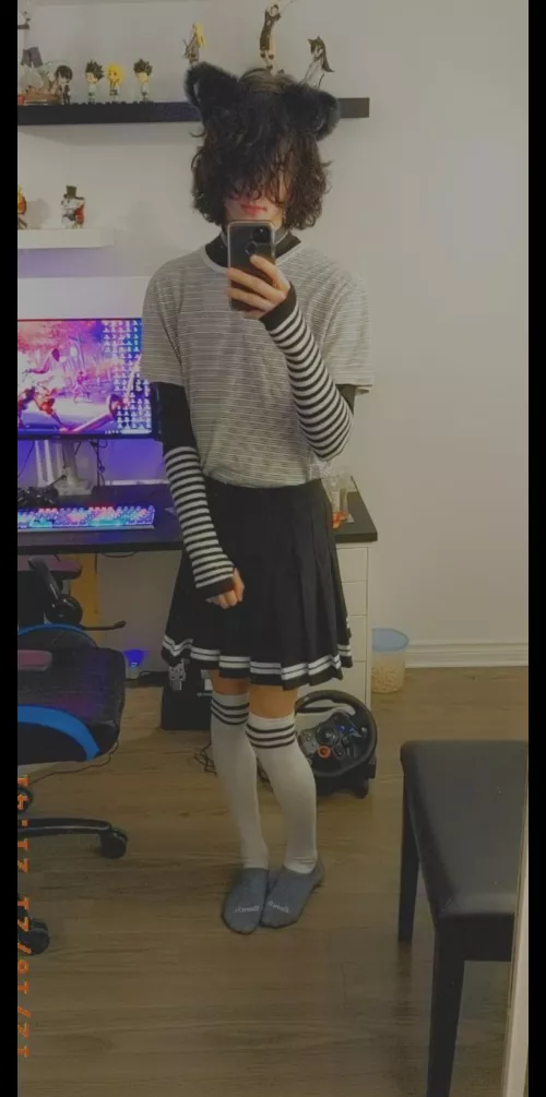 my favorite femboy outfit :>