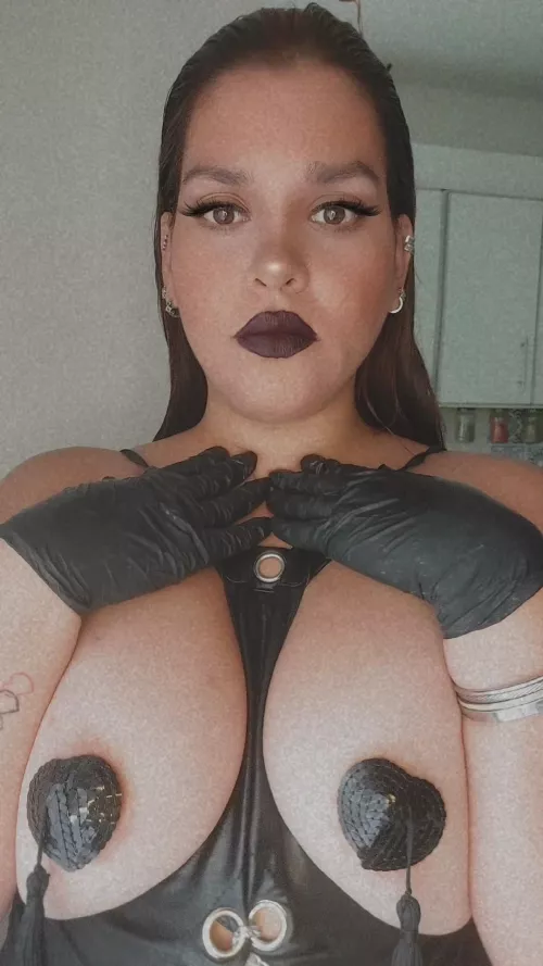 never look me in the eyes,get down on your knees and obey me