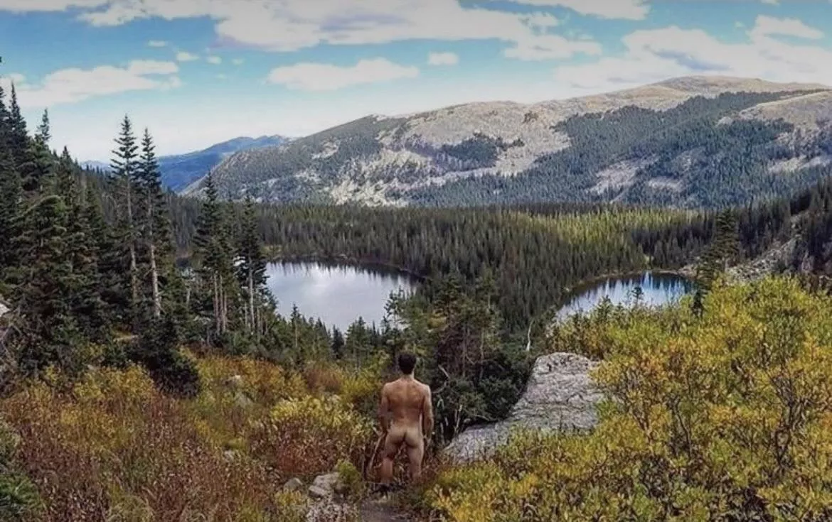 Summer is almost here! Who wants to be my hiking partner?