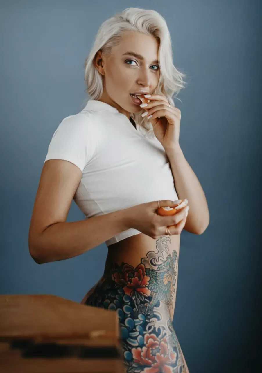 Take a bite, i don't bite =P