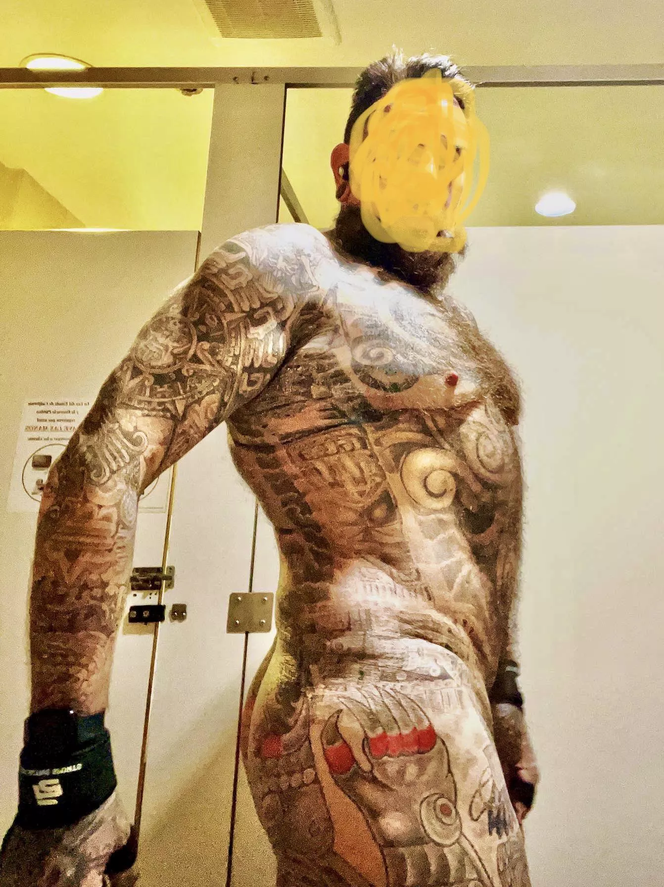 Thought I’d drop a pic from the gym - I was covered in sweat and could feel it run down my leg- still no shower on day 3.