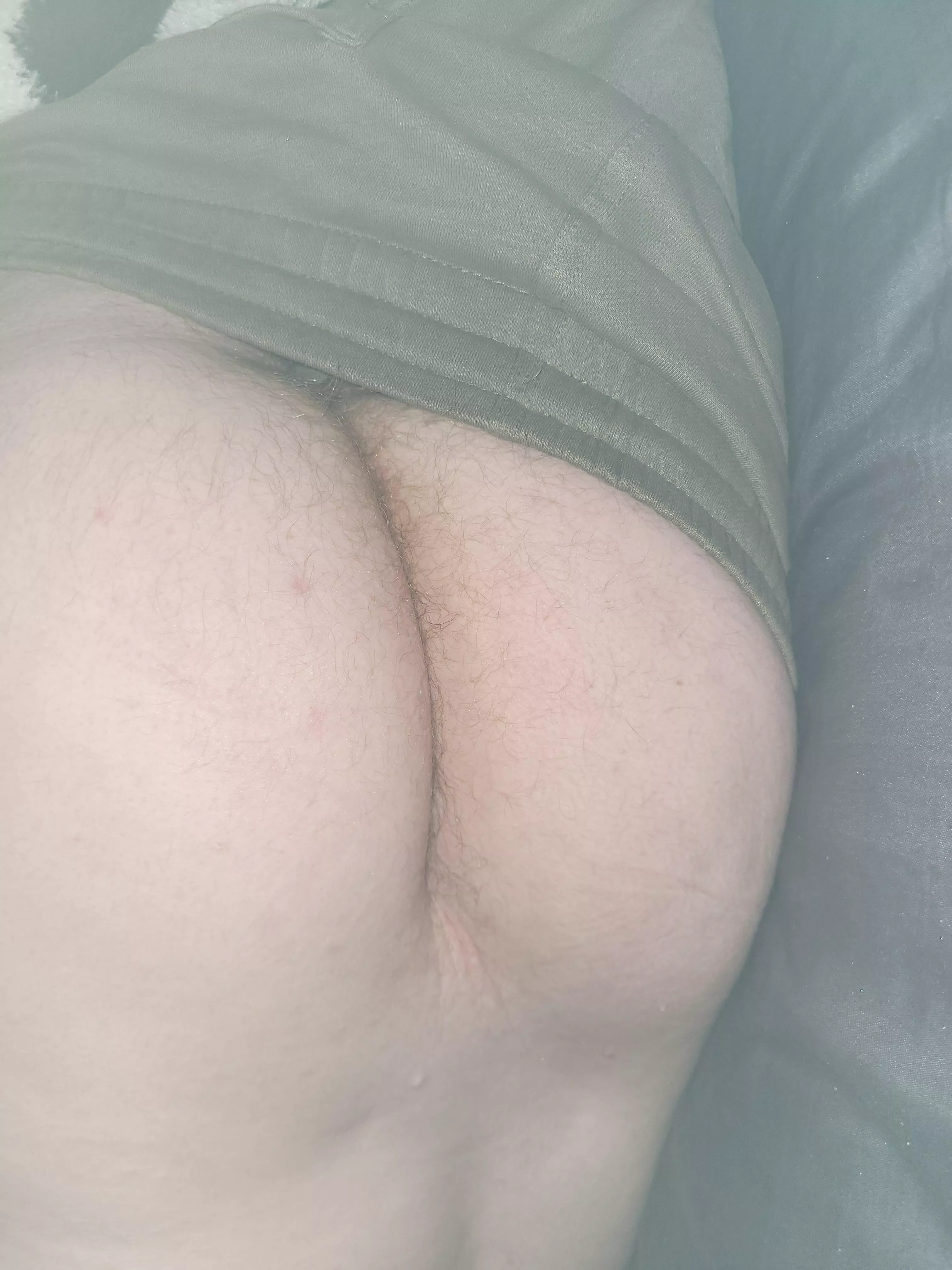 Who wants to creampie me