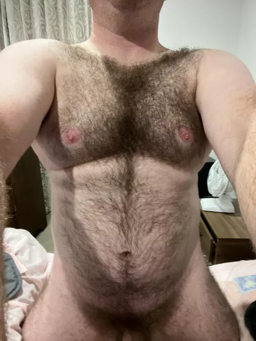 35 uncut hairy fit dad bod dm sc