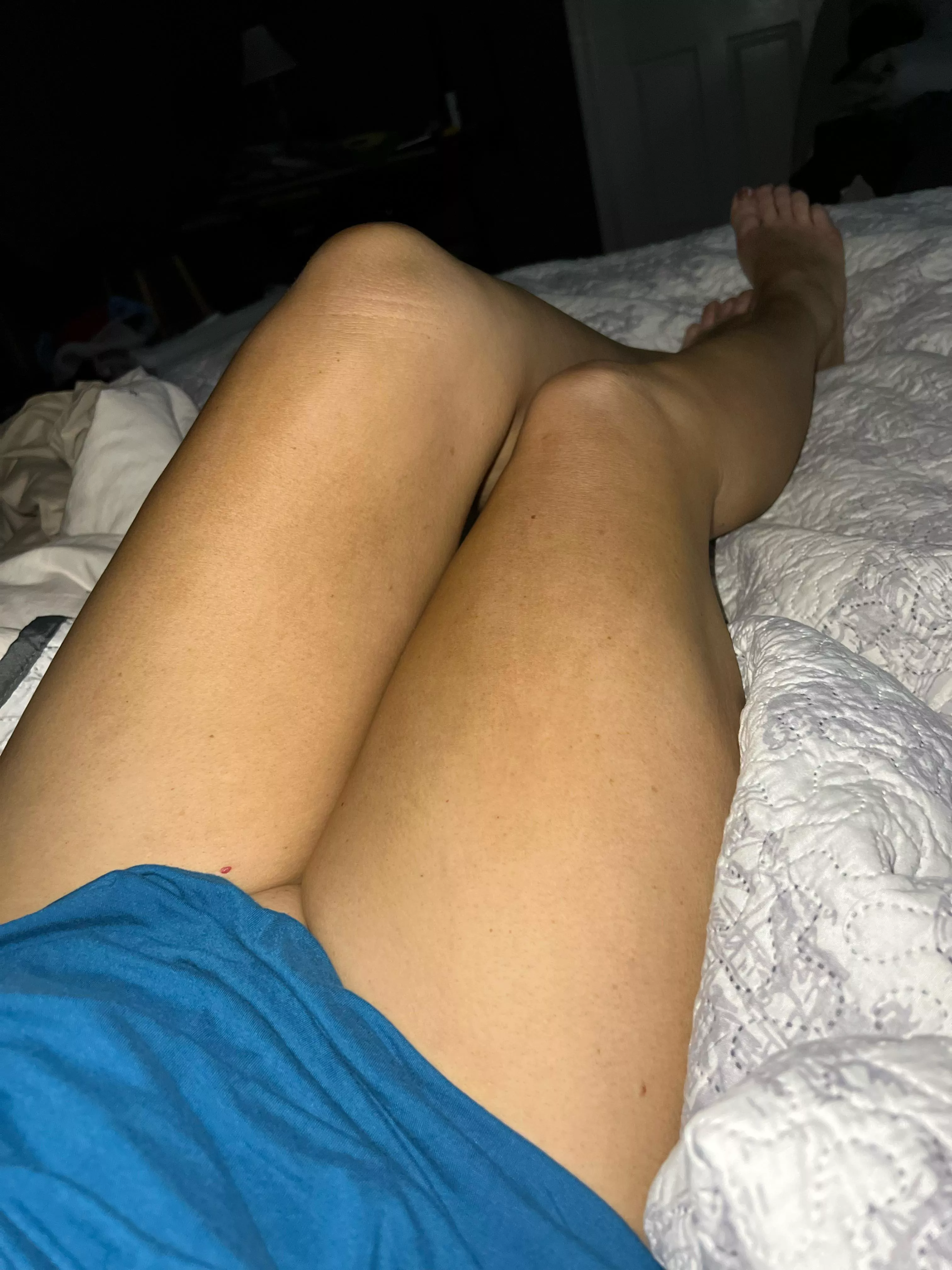 41 wife feeling naughty looking for playmate